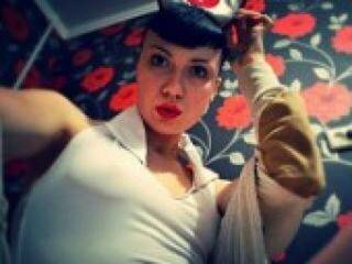 Erotikus videocsevegés badcatwoman