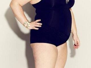 Erotikus videocsevegés badgirl14