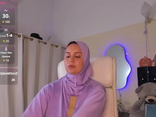 Erotikus videocsevegés BadraSaadi