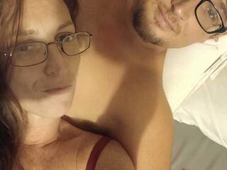 Erotikus videocsevegés Badteacher95