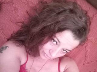 Erotikus videocsevegés BambiEyes