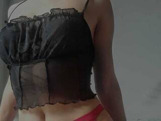 Erotikus videocsevegés Banhii