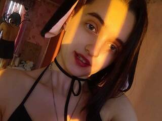 Erotikus videocsevegés BannyHeart