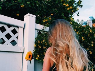 Erotikus videocsevegés barbie-tay