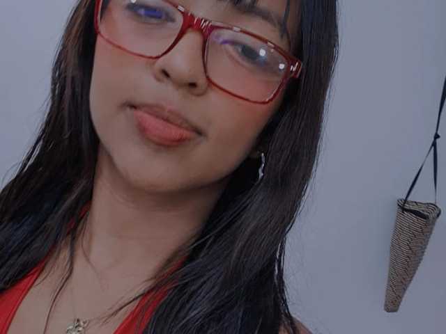 A profil fényképe Barelyhot11