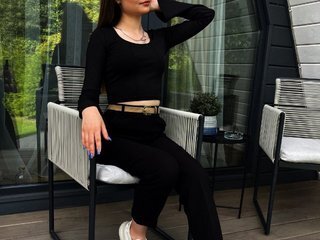 Erotikus videocsevegés BATH-ROOM-69