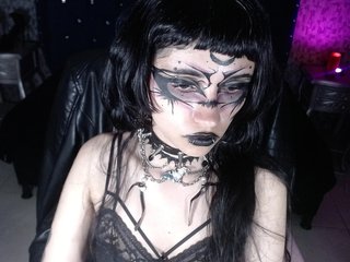 Erotikus videocsevegés CountessBathory