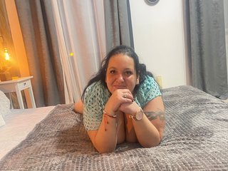 Erotikus videocsevegés BBWBlackDevon