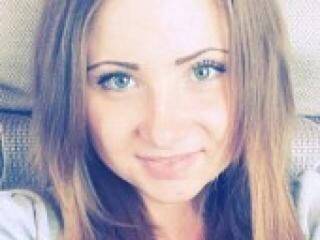 Erotikus videocsevegés bekacute