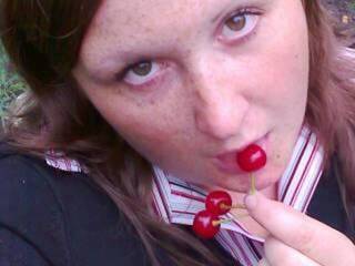 Erotikus videocsevegés belkanatali