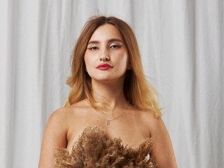 Erotikus videocsevegés BellaCrave