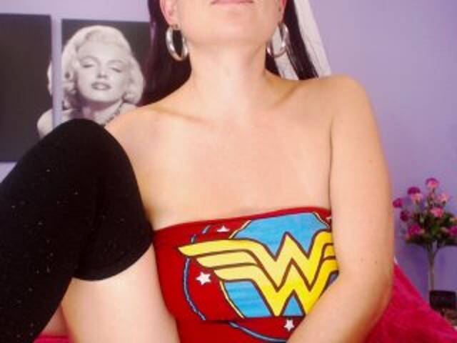 Sugárzási képernyőképek Bellaknoxx