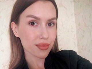 Erotikus videocsevegés bellaStrip