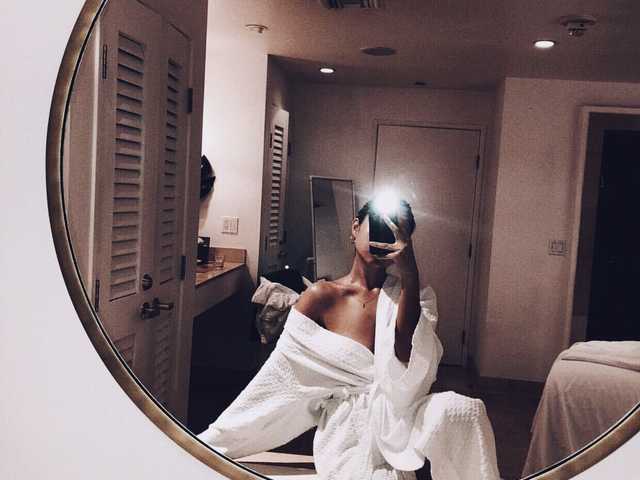 A profil fényképe Berlusconi_Milana