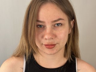 Erotikus videocsevegés BiancaDommel
