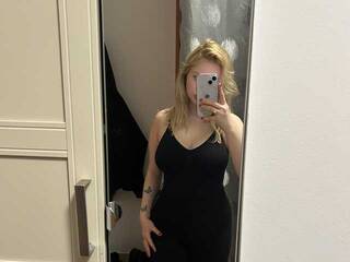 Erotikus videocsevegés Biankaa999