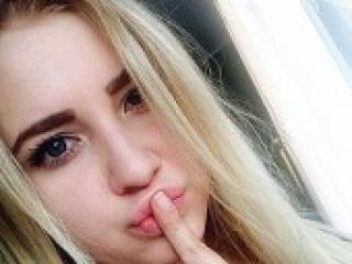 A profil fényképe biankablond