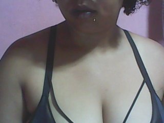 Erotikus videocsevegés big-asssexy