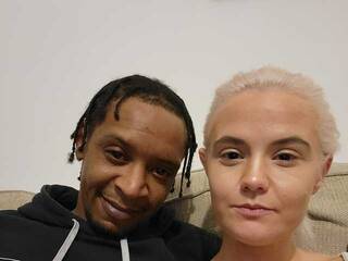 Erotikus videocsevegés BigBananza700