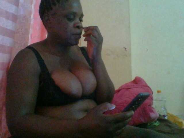 Sugárzási képernyőképek bigboobies2