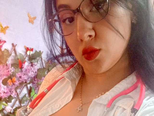 A profil fényképe bigboobsrose1