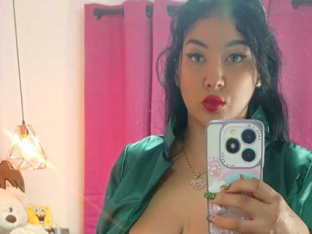 A profil fényképe bigboobsrose1