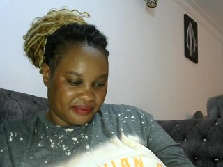 Erotikus videocsevegés Bigbumboobs