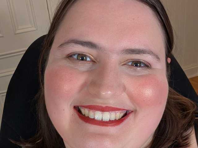 A profil fényképe BigLily