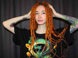 Erotikus videocsevegés BillySmile