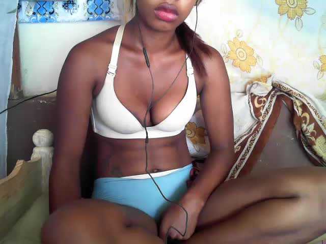 Fényképek Blackgirl19 sexy show with me!!young girl
