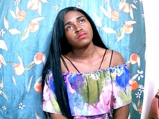 Erotikus videocsevegés Blacksexy1