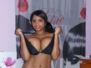 Erotikus videocsevegés blacksusi