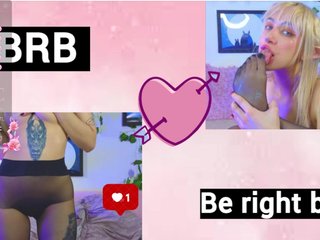 Erotikus videocsevegés BladeNeon