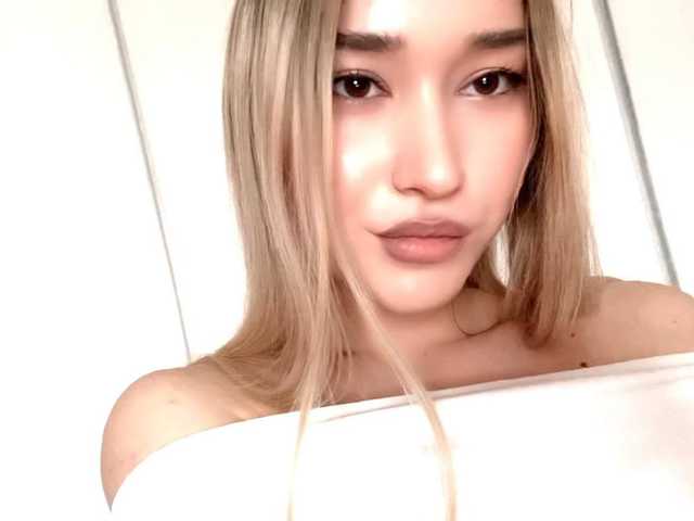 A profil fényképe Blond-Whine
