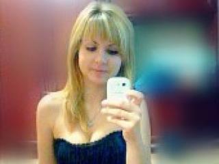 Erotikus videocsevegés blonde18