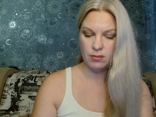 Erotikus videocsevegés BlondeFox