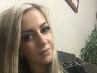 A profil fényképe blondekiss
