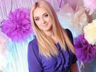 Erotikus videocsevegés blondforyou