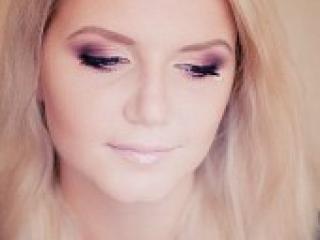 A profil fényképe blondi07x