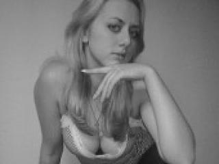A profil fényképe blondias