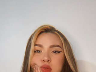 Erotikus videocsevegés Blondie-Kiutt