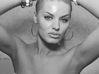 A profil fényképe blondiestar