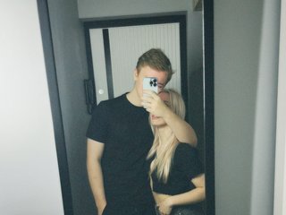 Erotikus videocsevegés Blondy-2k