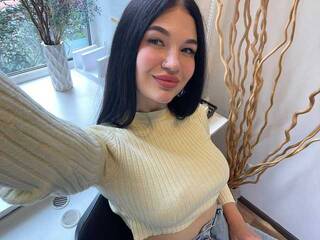 Erotikus videocsevegés BloomFancyGirl