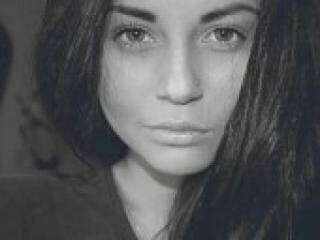 Erotikus videocsevegés bodypassion