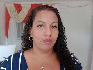 Erotikus videocsevegés bombonrico