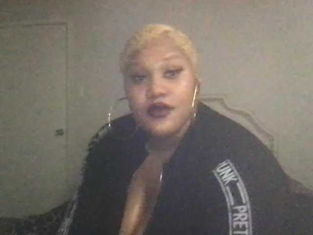 Sugárzási képernyőképek ChichiTheBBW