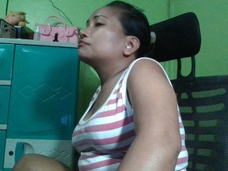 Erotikus videocsevegés emmannuele