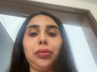 Erotikus videocsevegés SallyeLeins