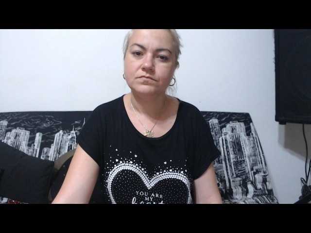 Sugárzási képernyőképek Softhottmilf